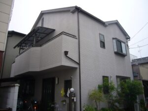 箕面市　外壁フッソ塗装の施工事例画像
