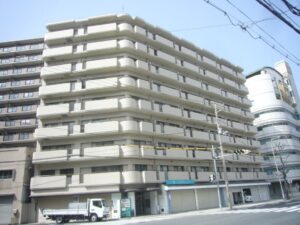 外壁タイル改修・外壁塗装・屋上防水・シーリング打ちの施工事例画像