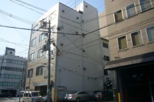 外壁シリコン塗装・屋上ウレタン防水・シーリング打ち替え、タイル洗いの施工事例画像