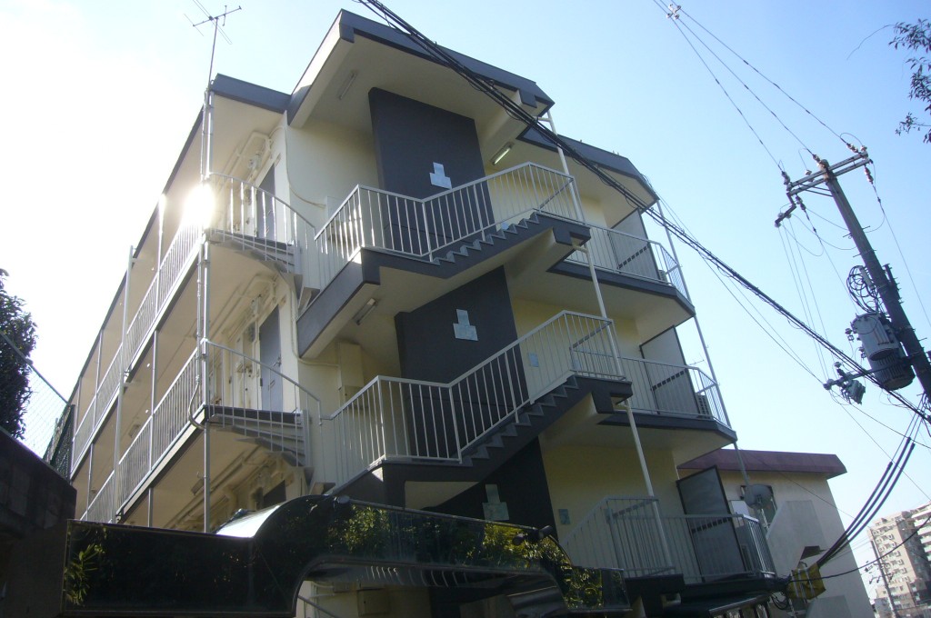 外壁シリコン塗装・ベランダウレタン防水