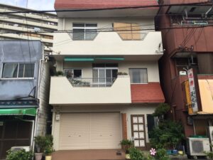 外壁シリコン塗装工事の施工事例画像